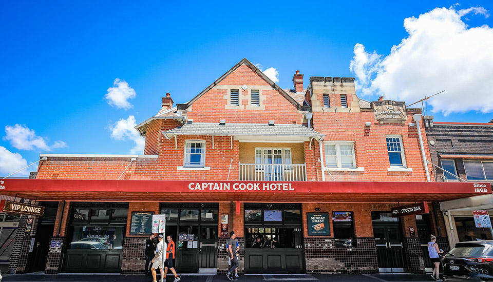 Captain Cook Hotel in Botany