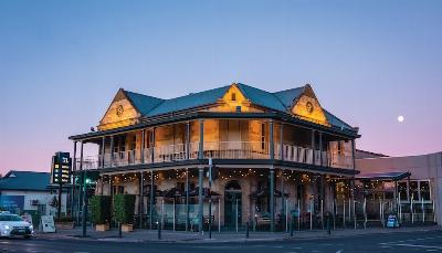 Photo of Torrens Arms Hotel in Kingswood
