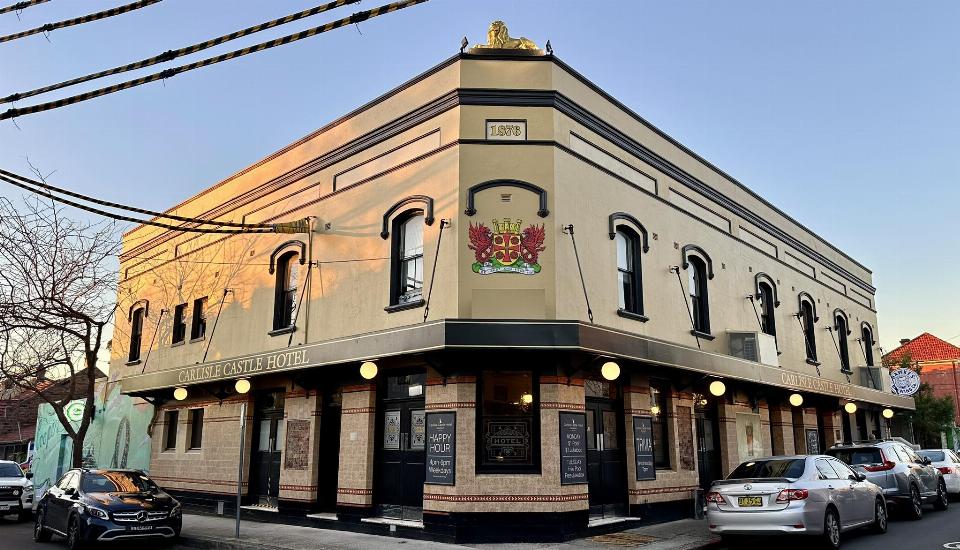 Photo of Southern Cross Hotel in St Peters