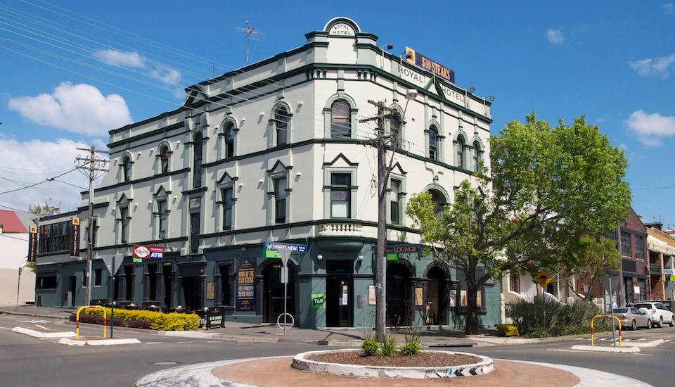 Photo of Lord Raglan Hotel in Alexandria