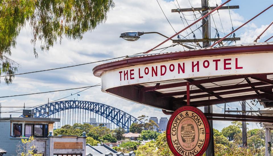 Photo of The Bat & Ball Hotel in Redfern