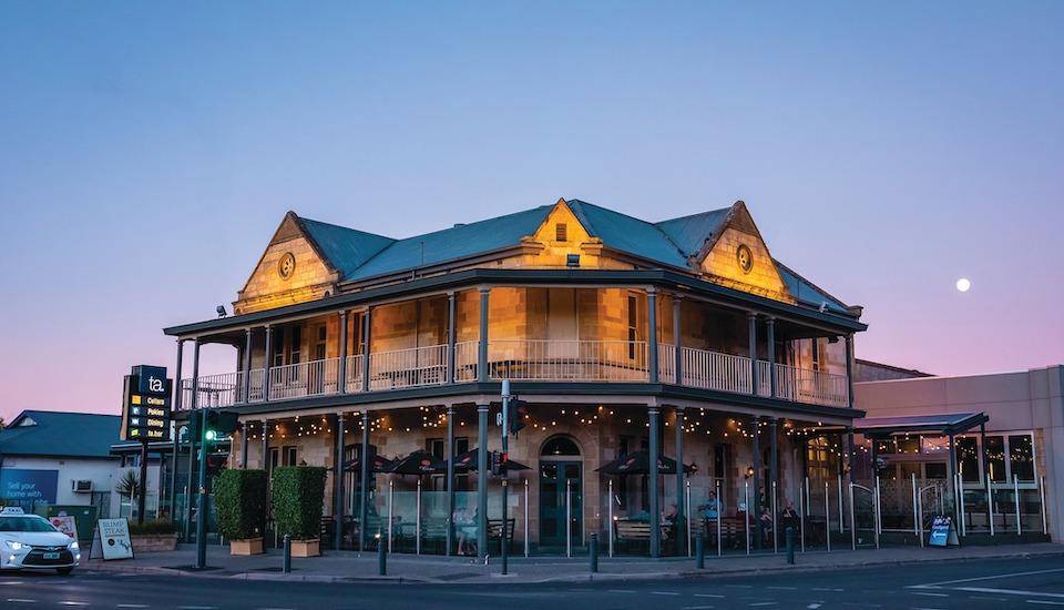 Photo of Hyde Park Tavern in Hyde Park